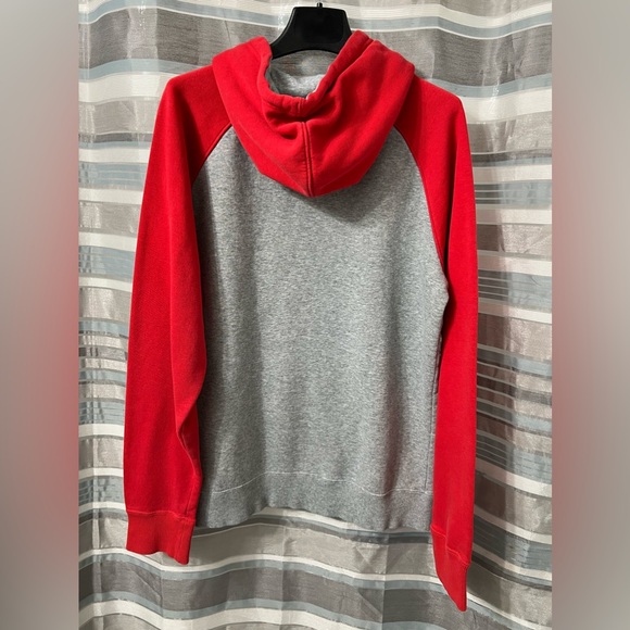 Under Armour Hoodie - Picture 2 of 8